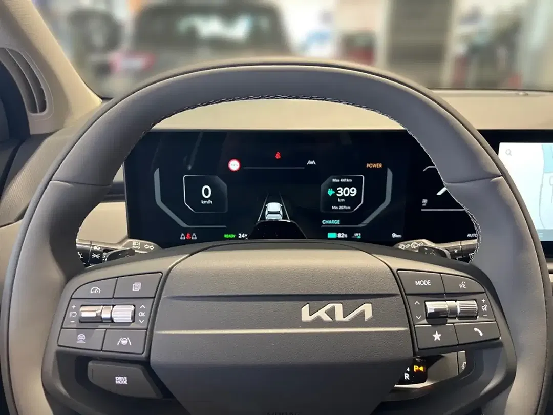 Kia EV3 - Thumbnail 8