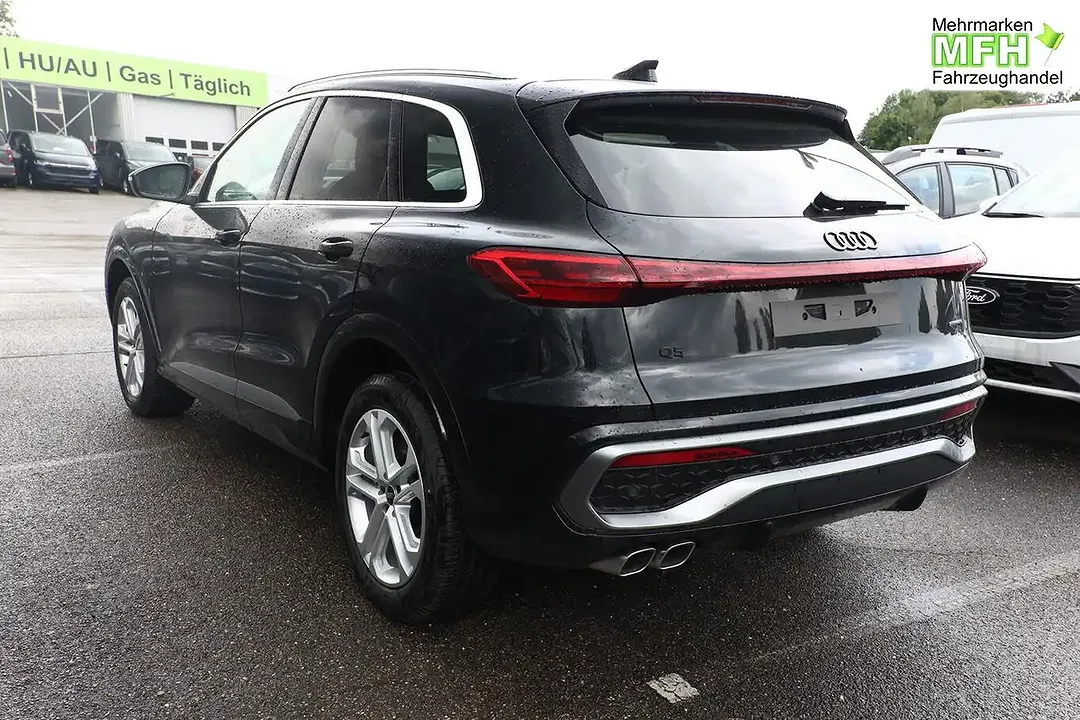 Audi Q5 - Thumbnail 3