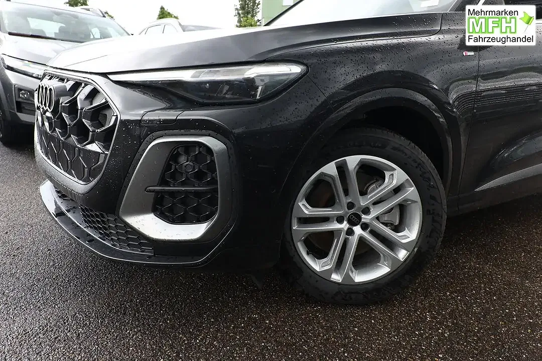 Audi Q5 - Thumbnail 4