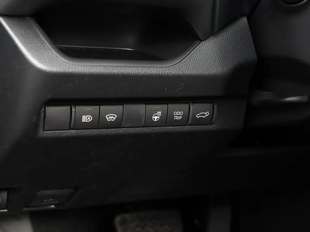 Toyota RAV 4 - Thumbnail 17