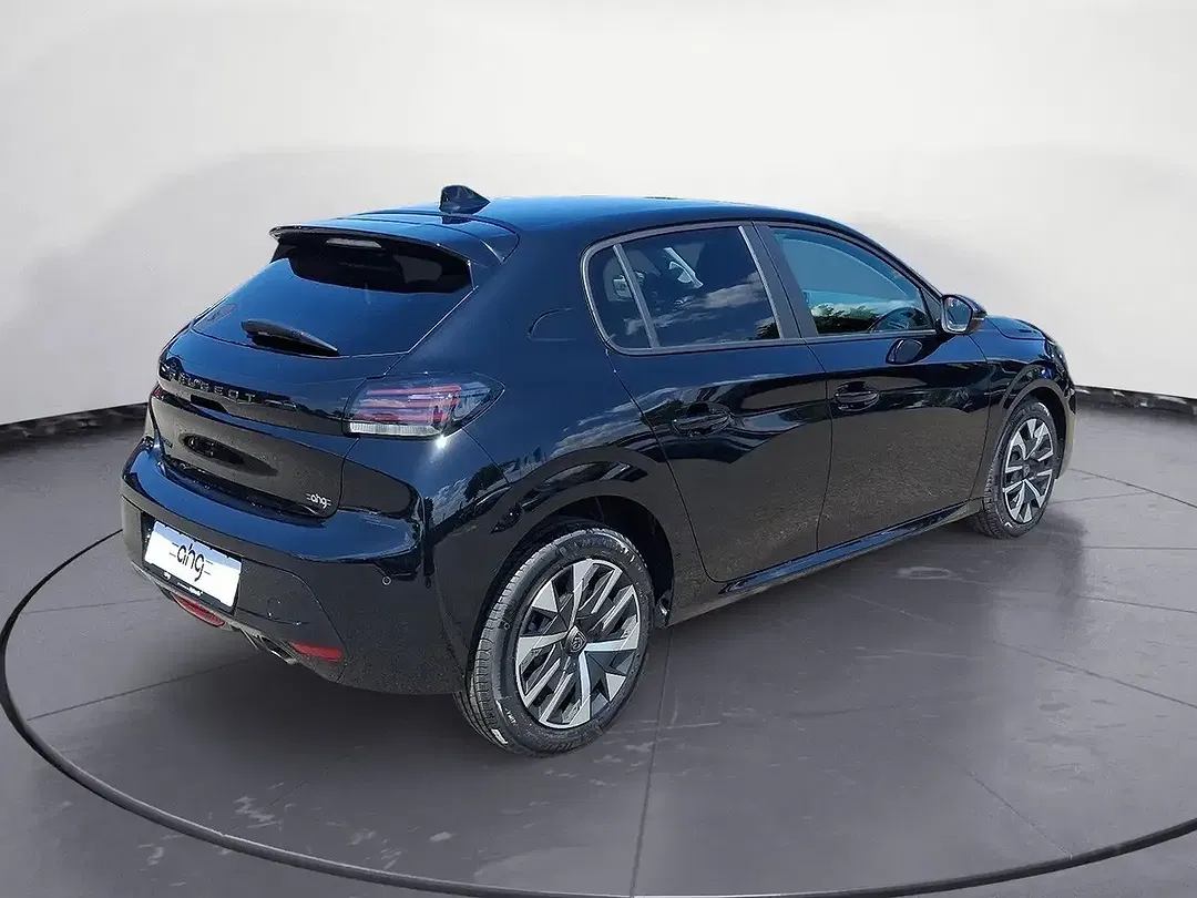 Peugeot 208 - Thumbnail 2