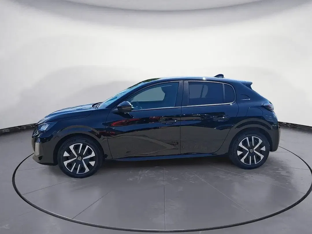 Peugeot 208 - Thumbnail 3