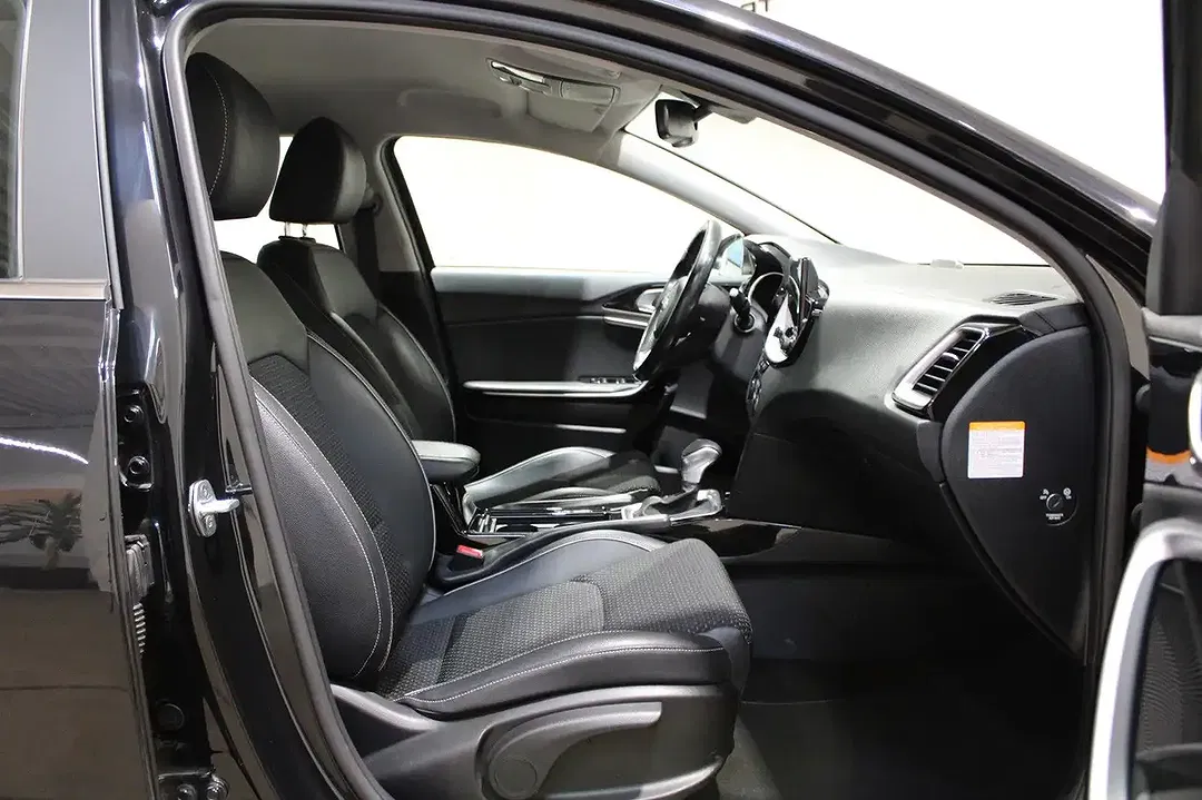 Kia XCeed - Thumbnail 12