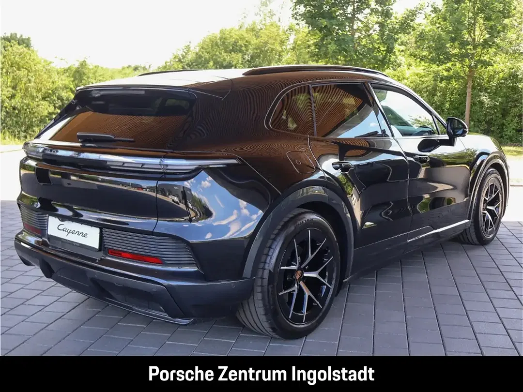Porsche Cayenne - Thumbnail 10