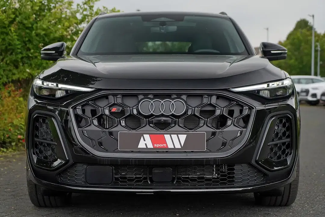 Audi SQ5 - Thumbnail 3