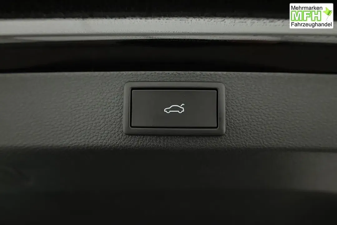 Skoda Karoq - Thumbnail 13