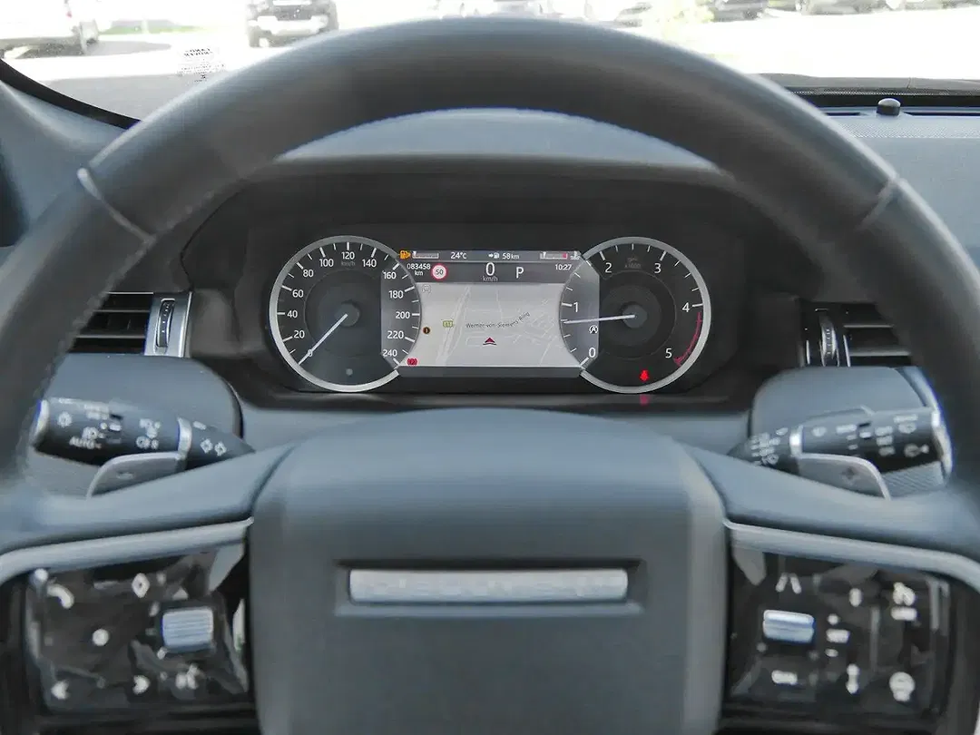 Land Rover Discovery Sport - Thumbnail 14