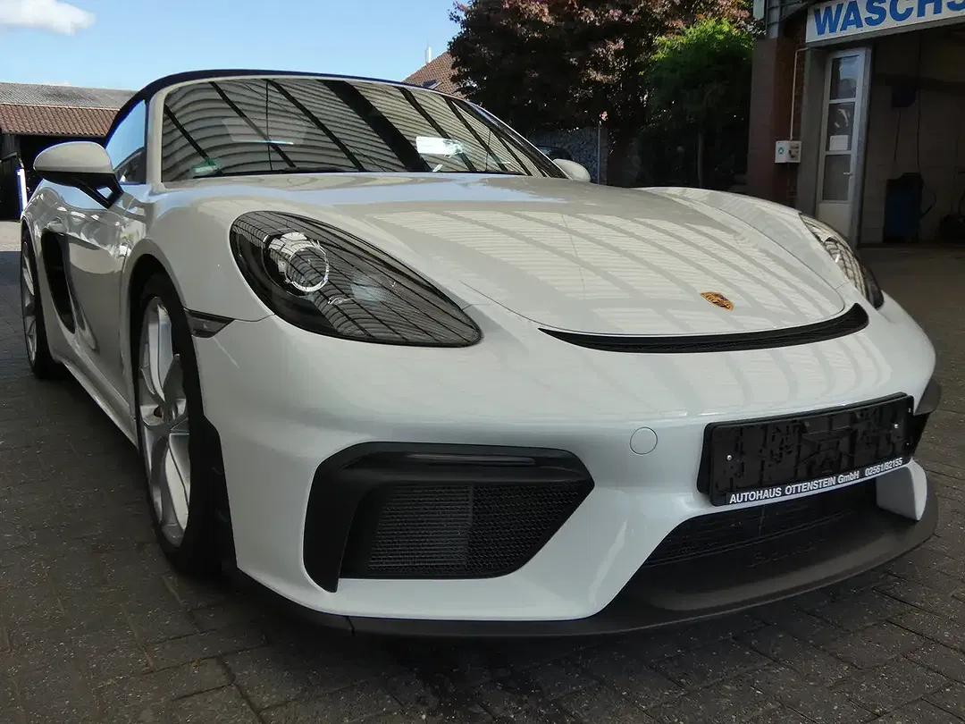 Porsche 718 Spyder - Thumbnail 2