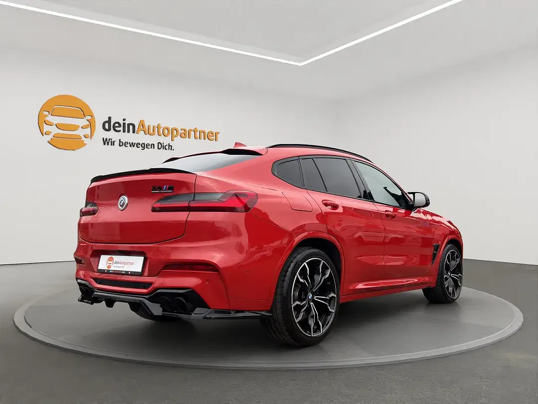 BMW X4 M - Thumbnail 3
