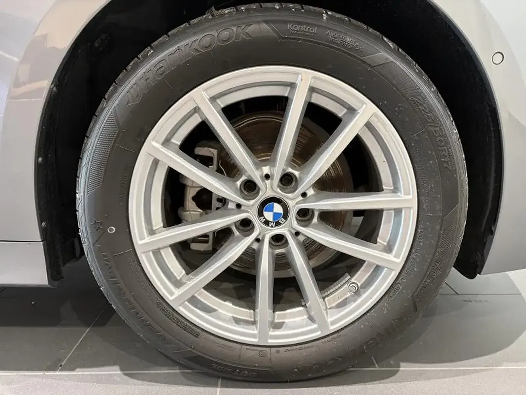 BMW 318 - Thumbnail 4