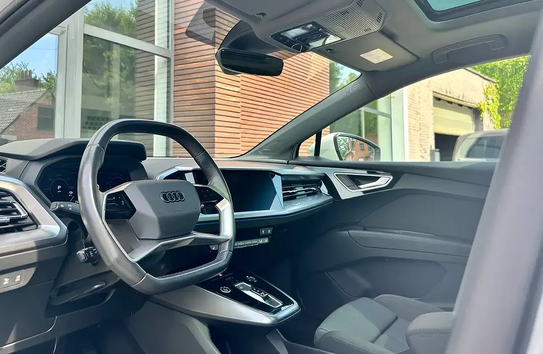 Audi Q4 e-tron - Thumbnail 12