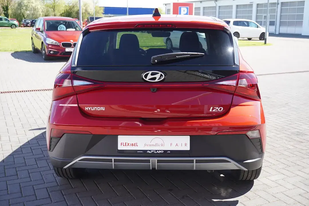 Hyundai i20 - Thumbnail 3