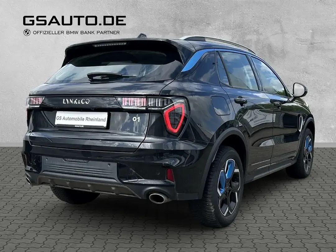 Lynk & Co 01 - Thumbnail 5