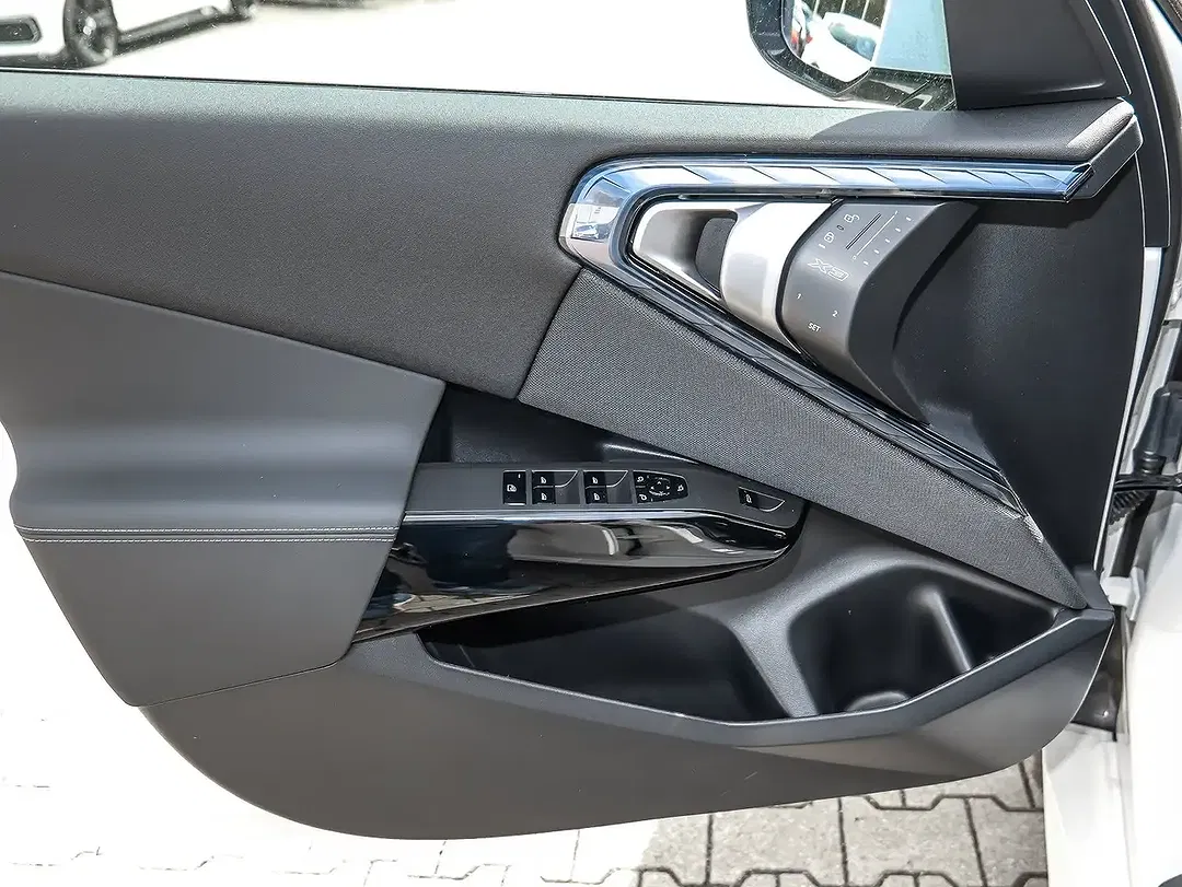BMW X3 - Thumbnail 12