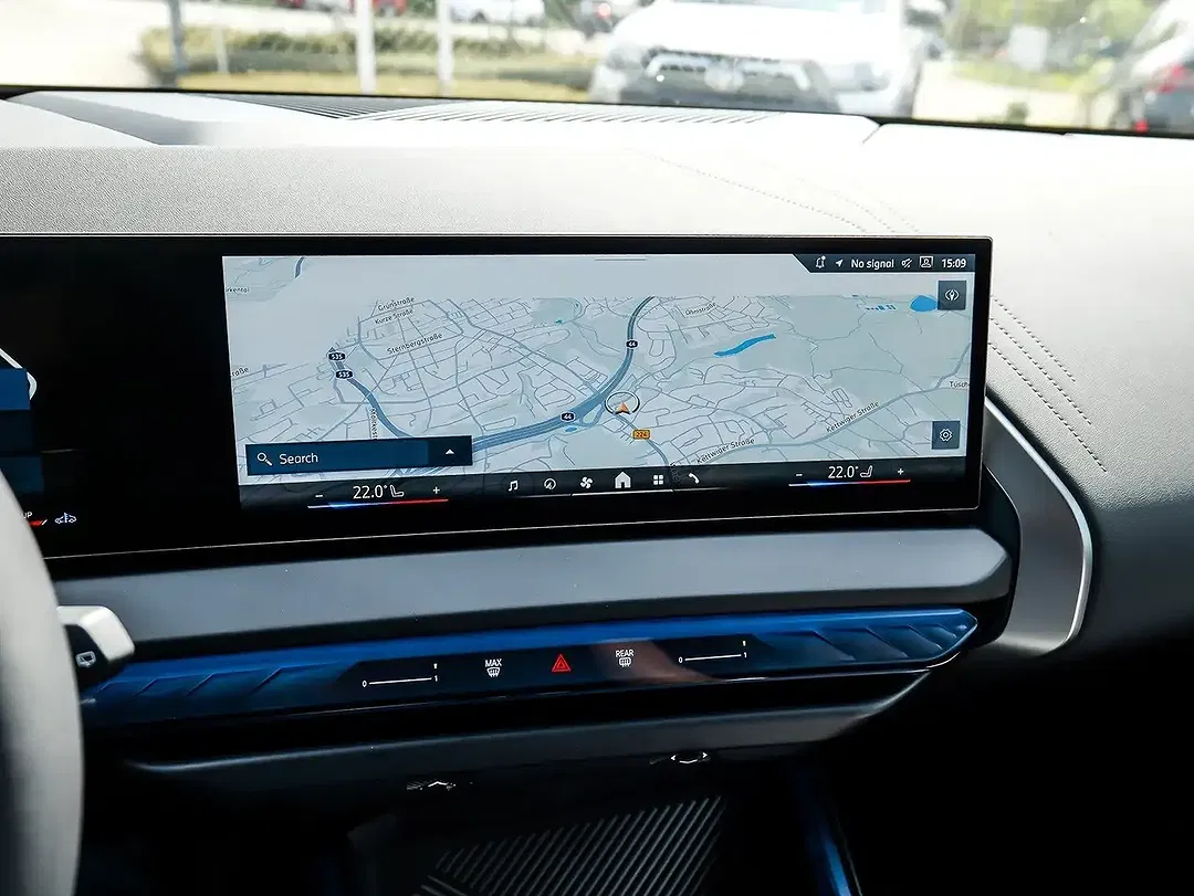 BMW X3 - Thumbnail 6