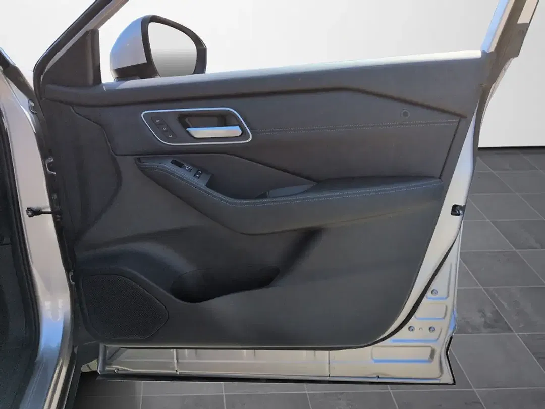 Nissan X-Trail - Thumbnail 12