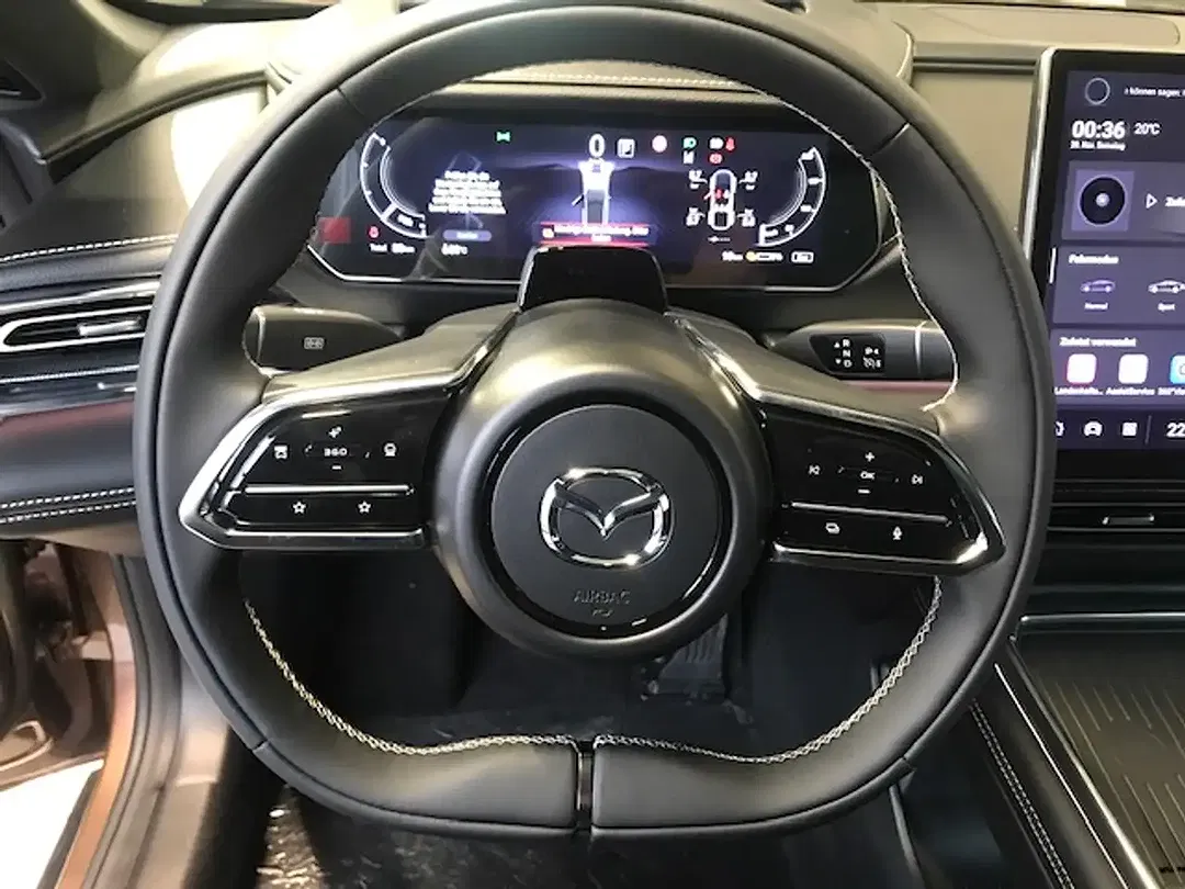 Mazda 6e - Thumbnail 11