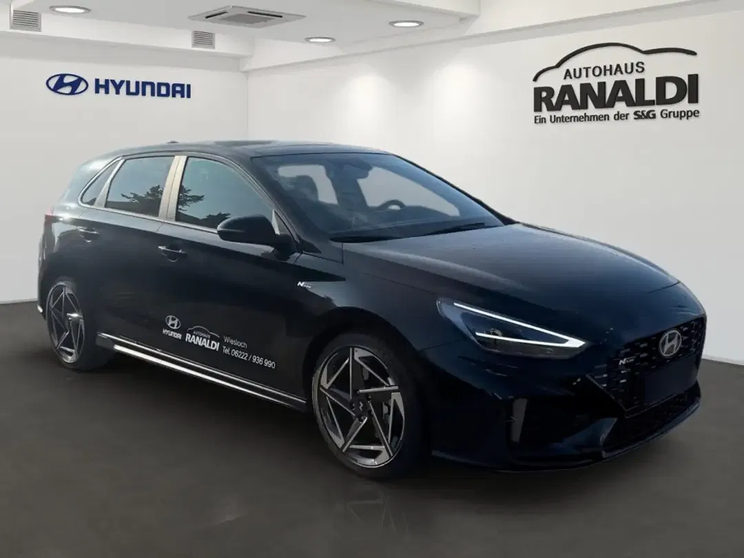 Hyundai i30 - Thumbnail 2