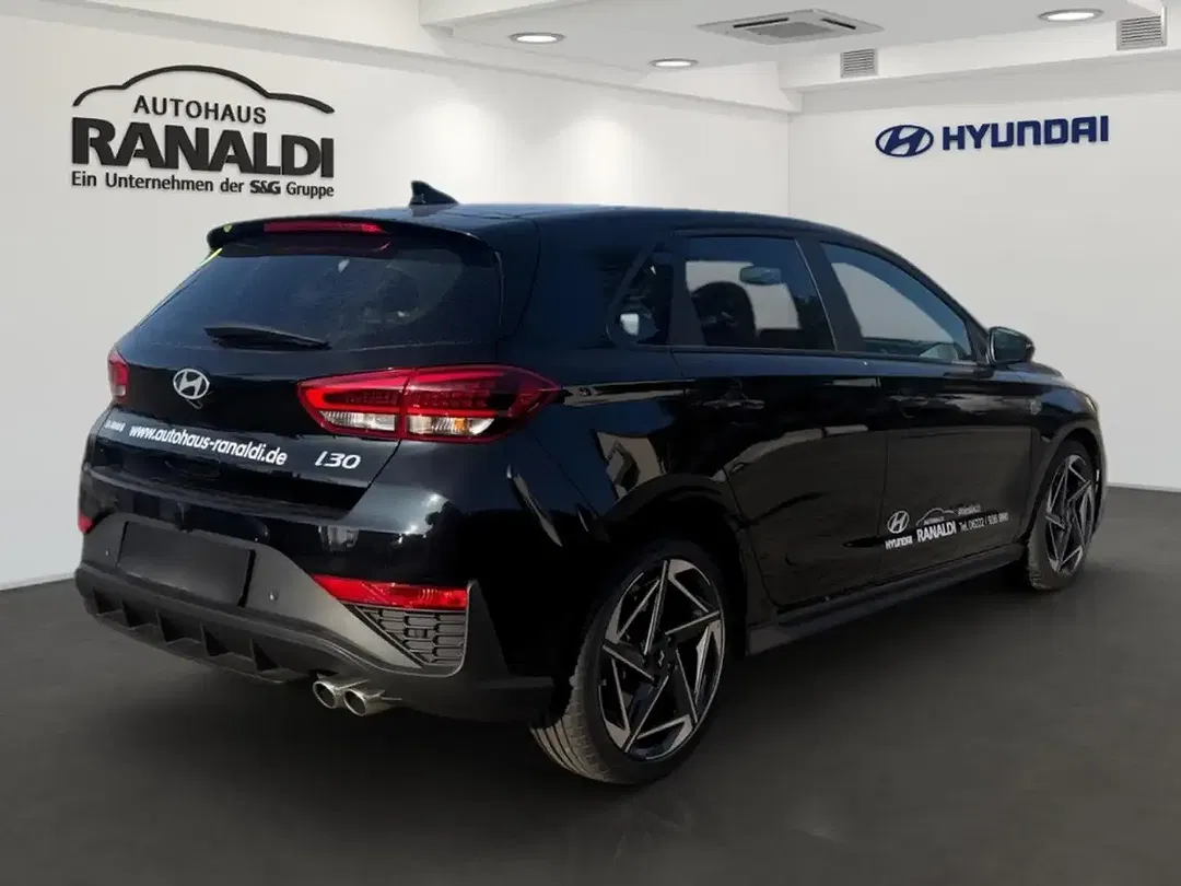 Hyundai i30 - Thumbnail 3