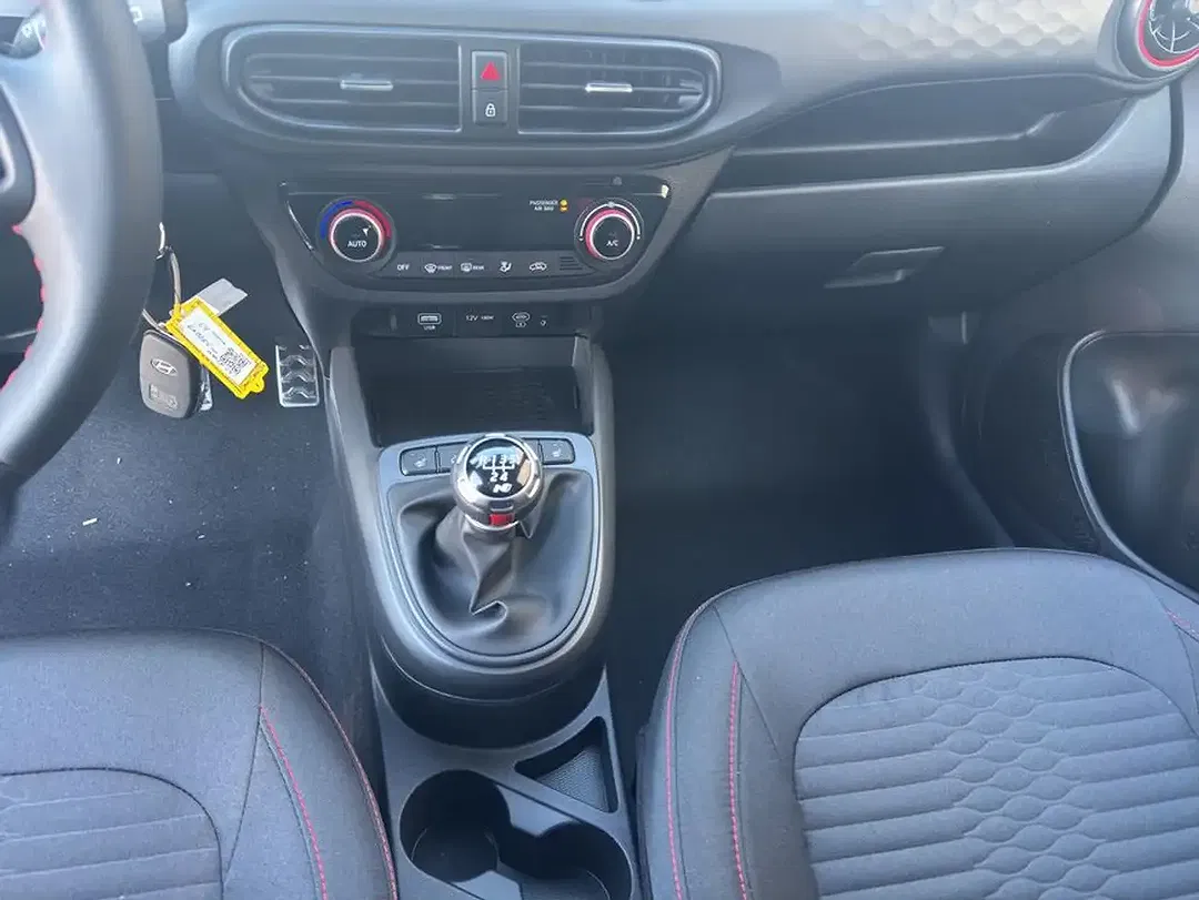 Hyundai i10 - Thumbnail 10