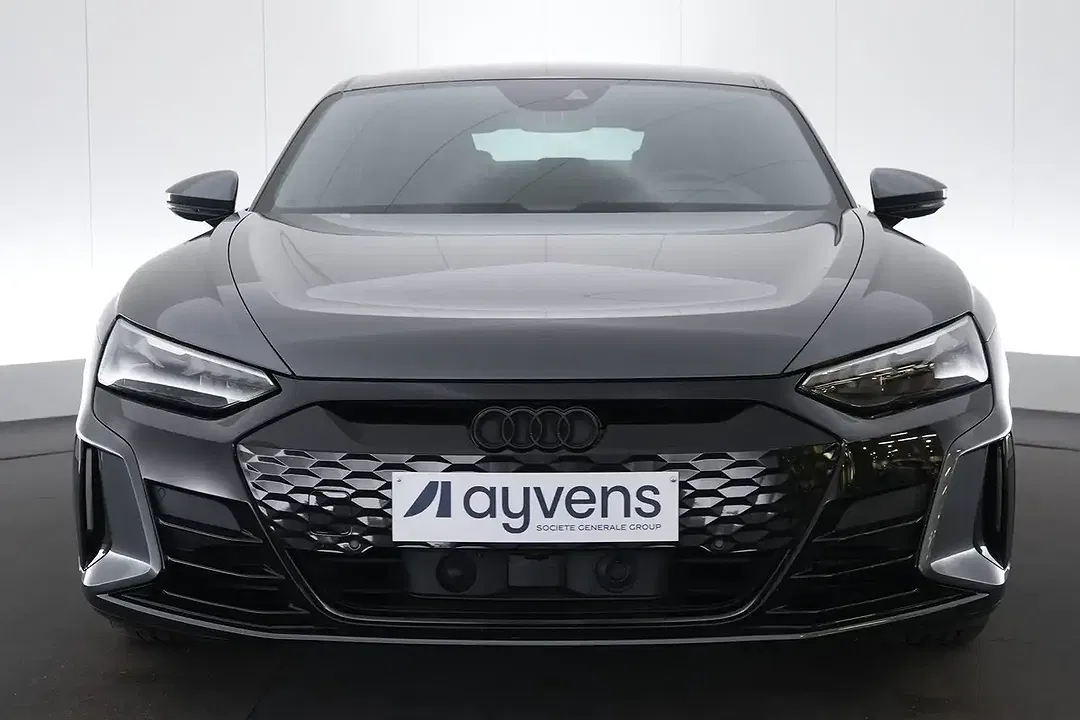 Audi TTS - Thumbnail 2