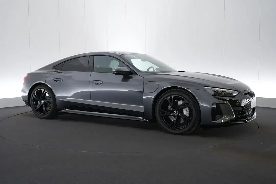 Audi TTS - Thumbnail 4