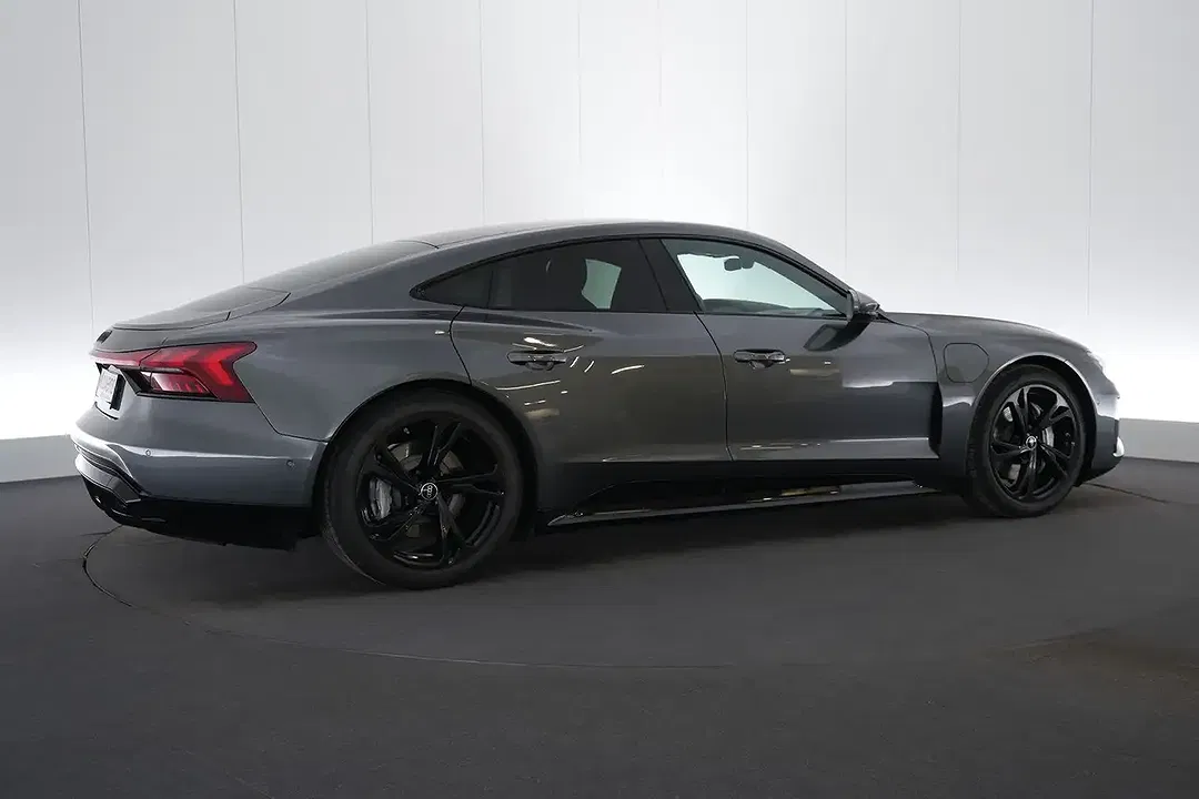 Audi TTS - Thumbnail 6