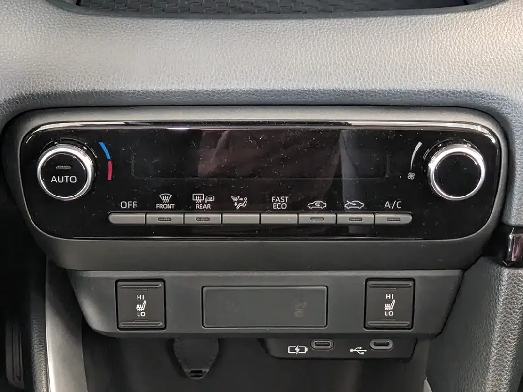 Mazda 2 - Thumbnail 11