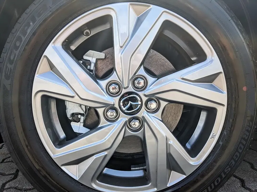 Mazda 2 - Thumbnail 2