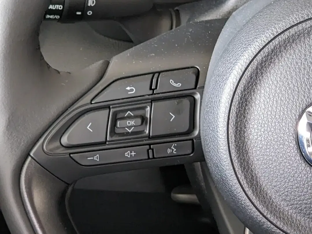 Mazda 2 - Thumbnail 5