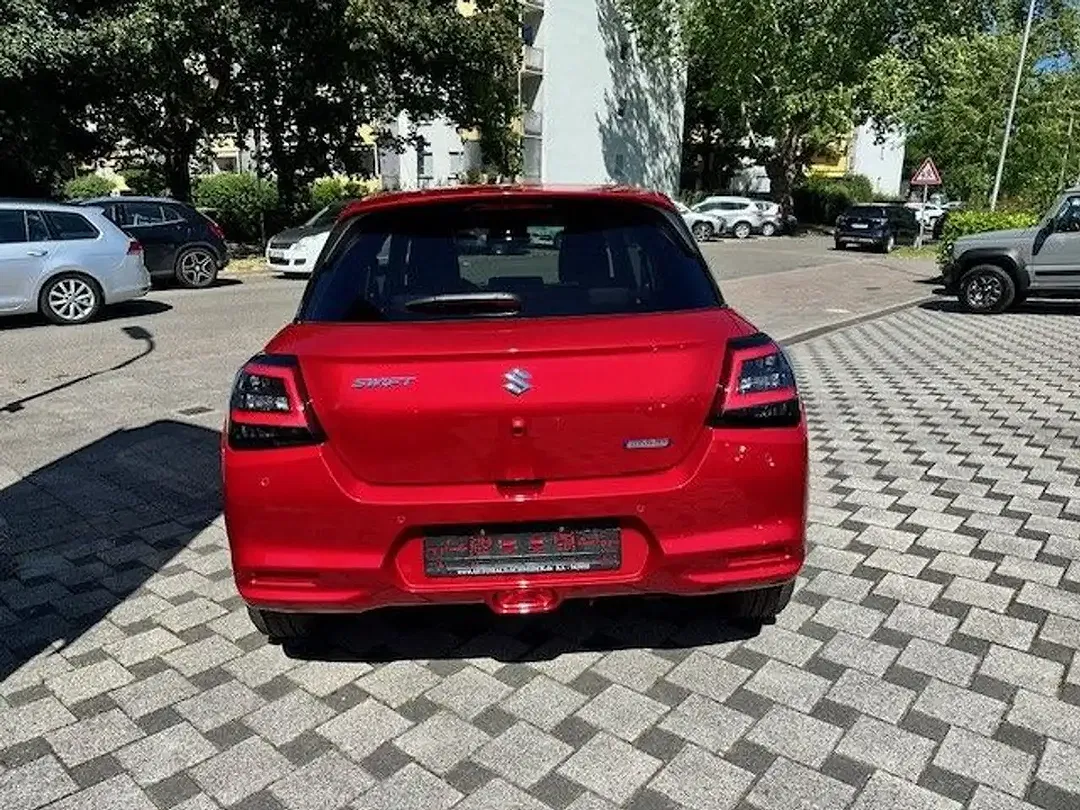 Suzuki Swift - Thumbnail 6
