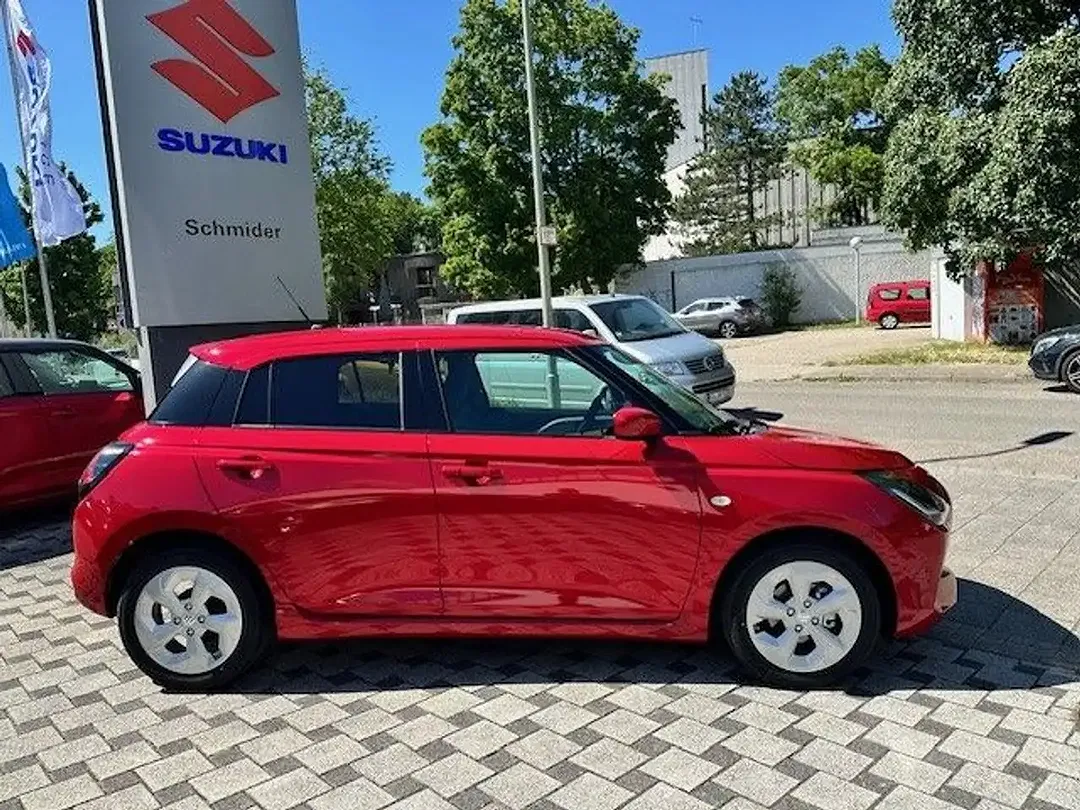 Suzuki Swift - Thumbnail 8