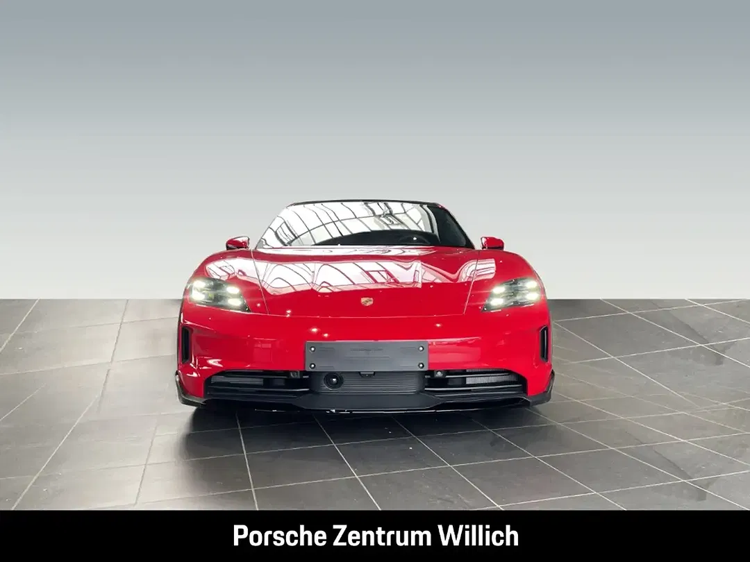 Porsche Taycan - Thumbnail 4