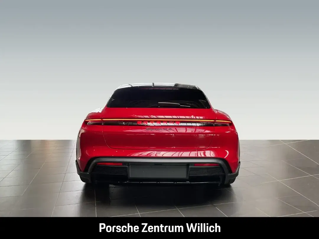 Porsche Taycan - Thumbnail 5