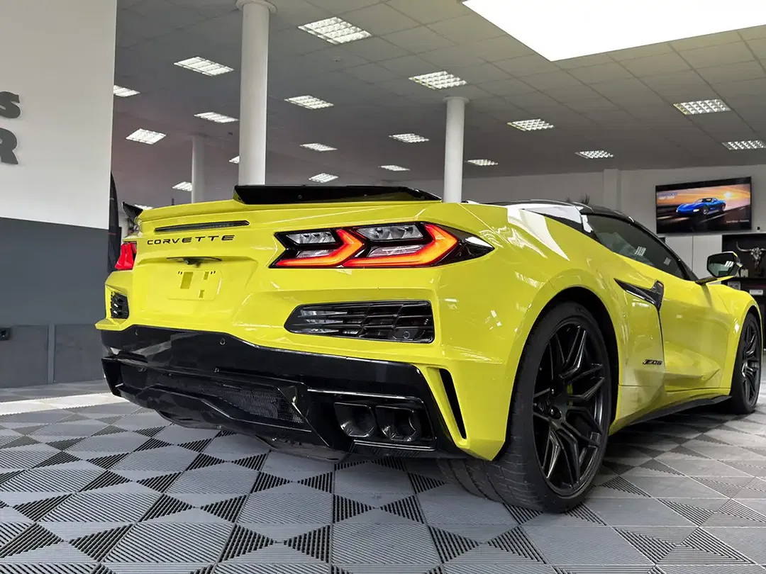 Corvette Z06 - Thumbnail 12