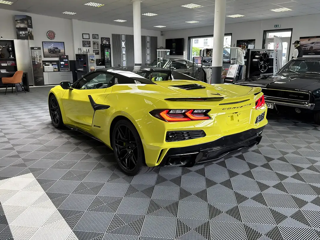 Corvette Z06 - Thumbnail 8
