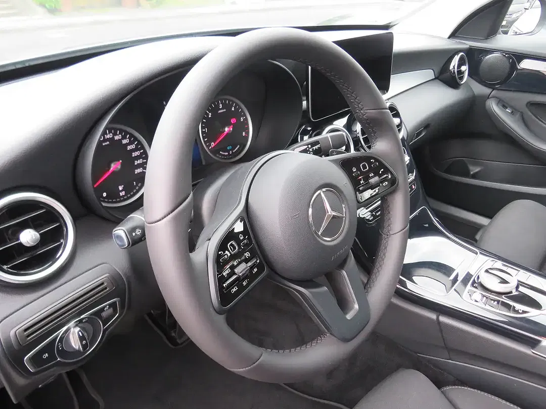Mercedes-Benz C 300 - Thumbnail 13