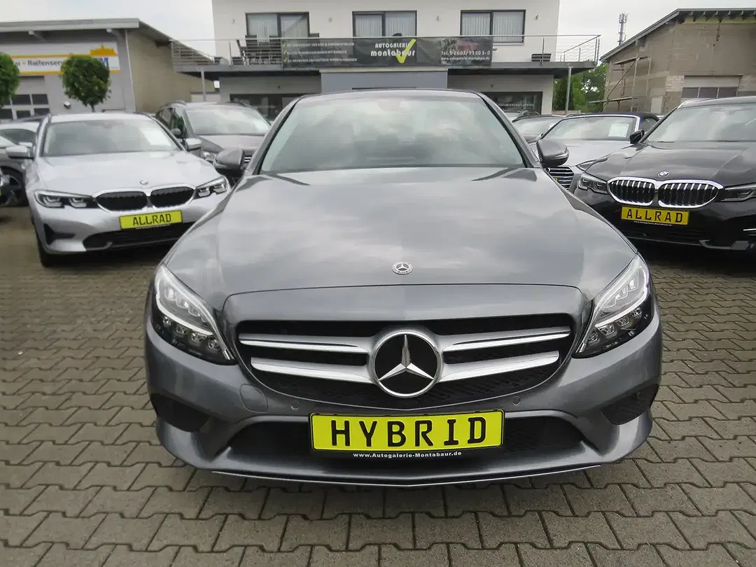 Mercedes-Benz C 300 - Thumbnail 2