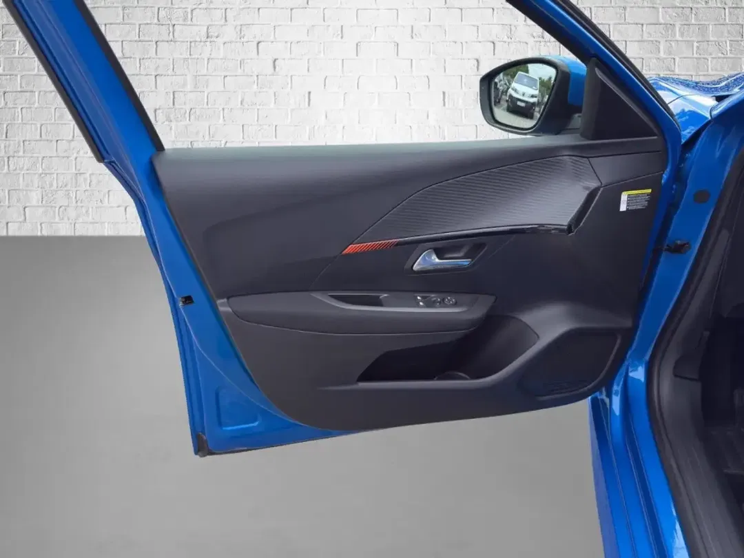 Peugeot 208 - Thumbnail 13