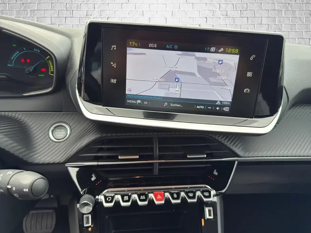 Peugeot 208 - Thumbnail 16