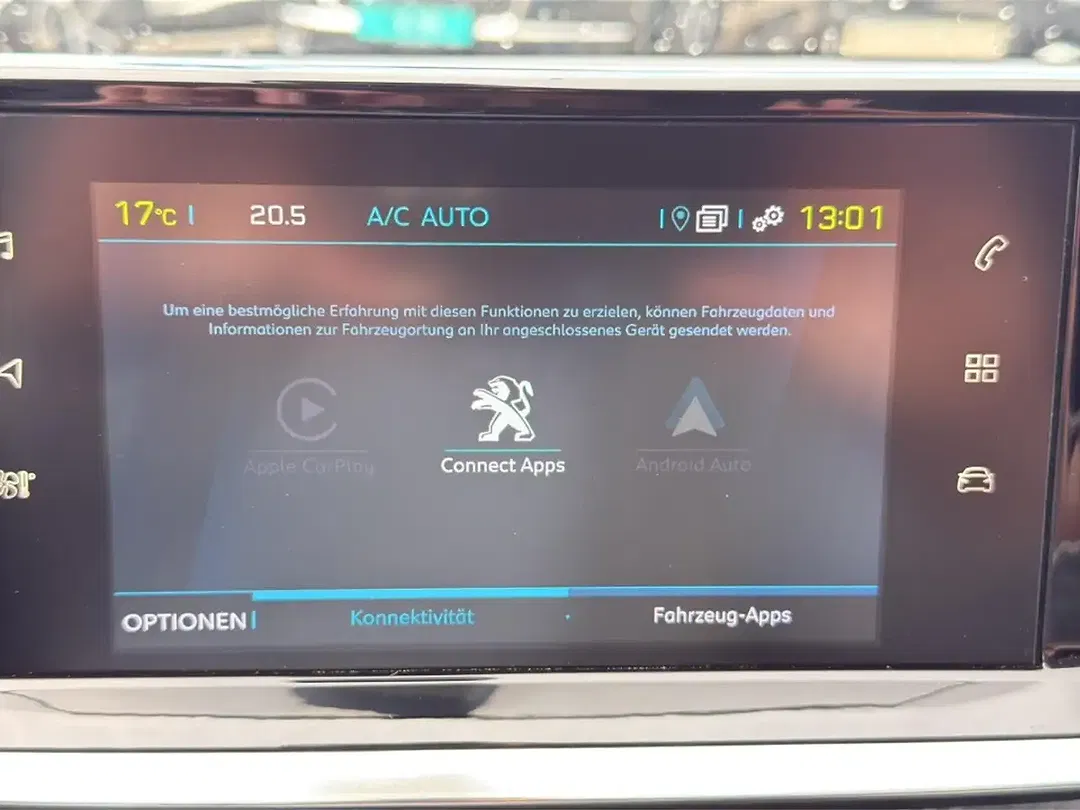 Peugeot 208 - Thumbnail 22