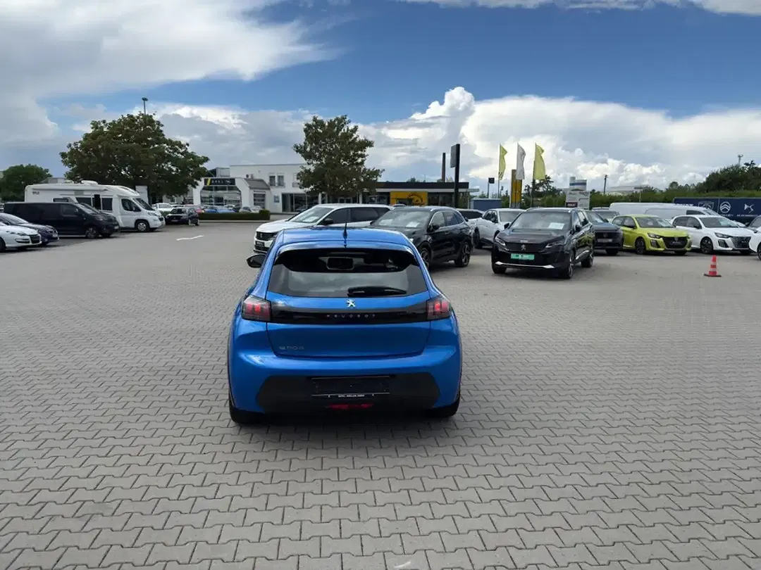 Peugeot 208 - Thumbnail 28