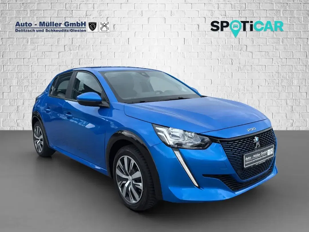 Peugeot 208 - Thumbnail 3