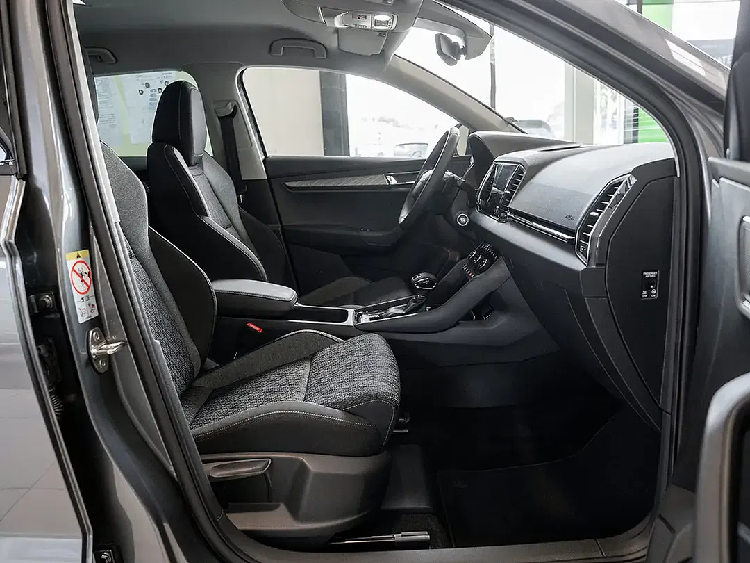 Skoda Karoq - Thumbnail 2