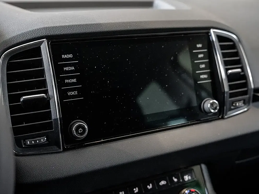Skoda Karoq - Thumbnail 7