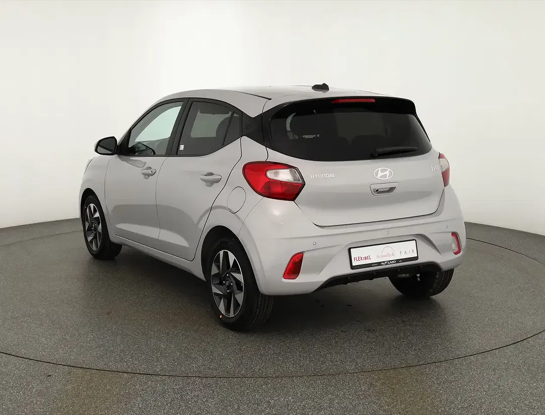 Hyundai i10 - Thumbnail 2