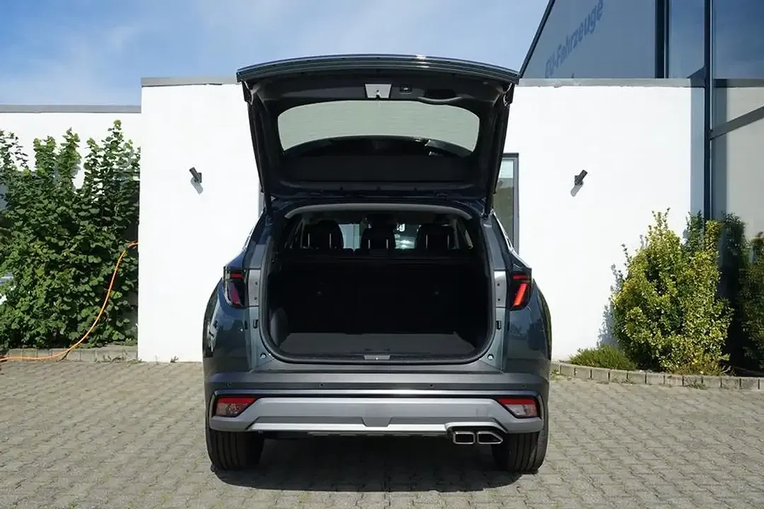 Hyundai TUCSON - Thumbnail 8