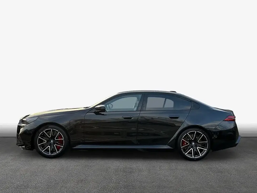 BMW M5 - Thumbnail 5
