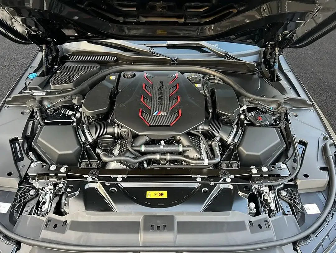 BMW M5 - Thumbnail 9