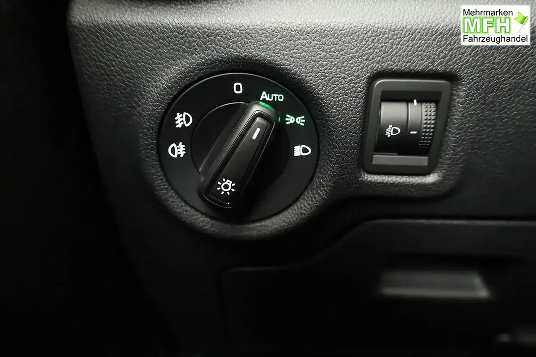 Skoda Fabia - Thumbnail 8